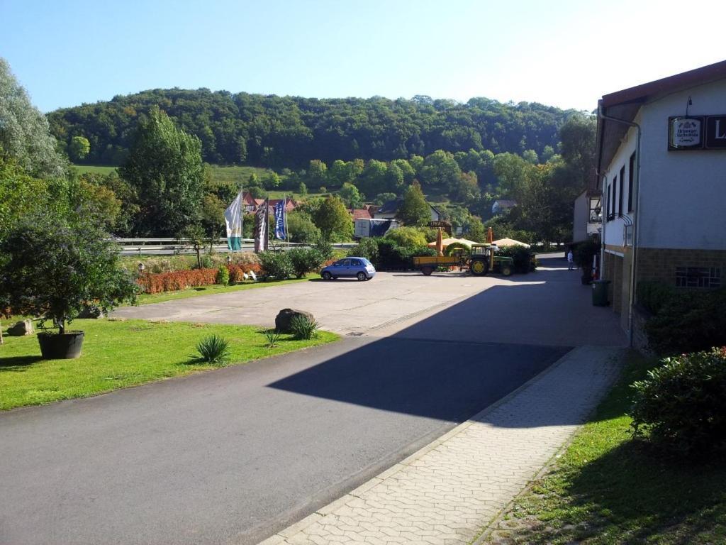 Landgasthof Zum Heiligenberg Hotel Sontra Exterior photo